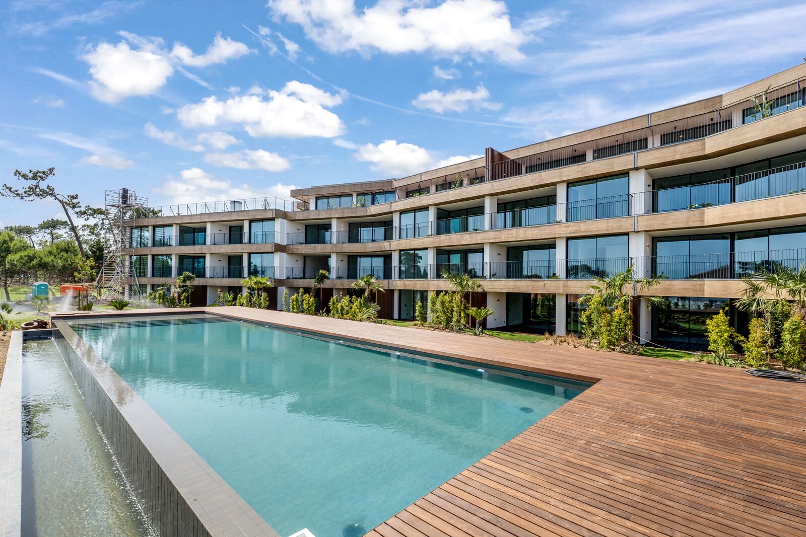 2 Bedroom Apartment in Golf Residences, Estoril, Cascais