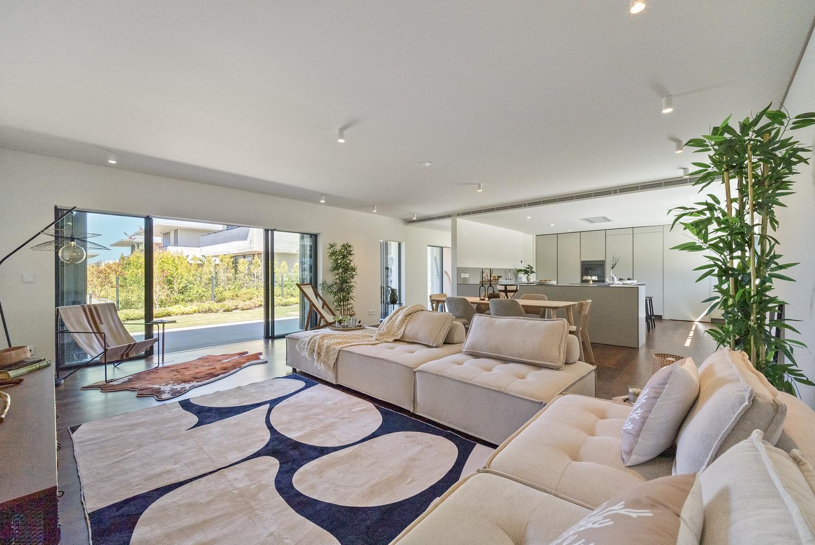 4 Bedroom Apartment with garden, Areia, Cascais