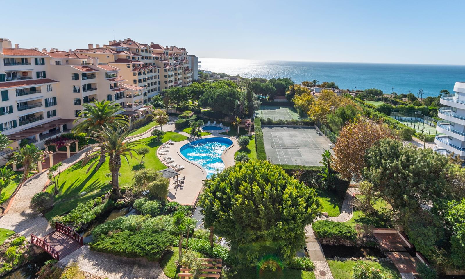 Sea view, 4 bedroom Penthouse  in Gandarinha, Cascais