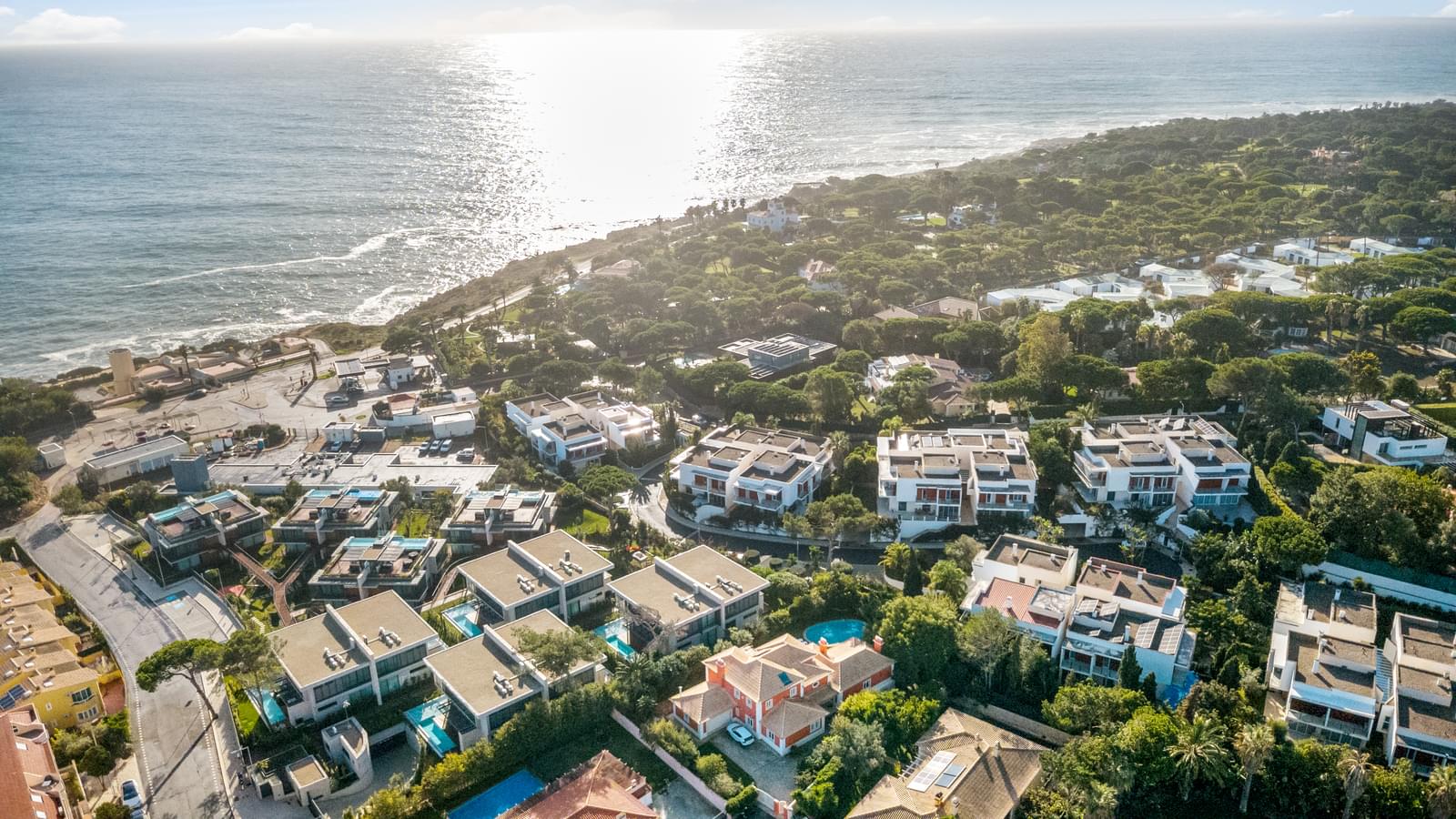 4-Bedroom Villa in Costa da Guia | Exclusivity | Close to the Sea
