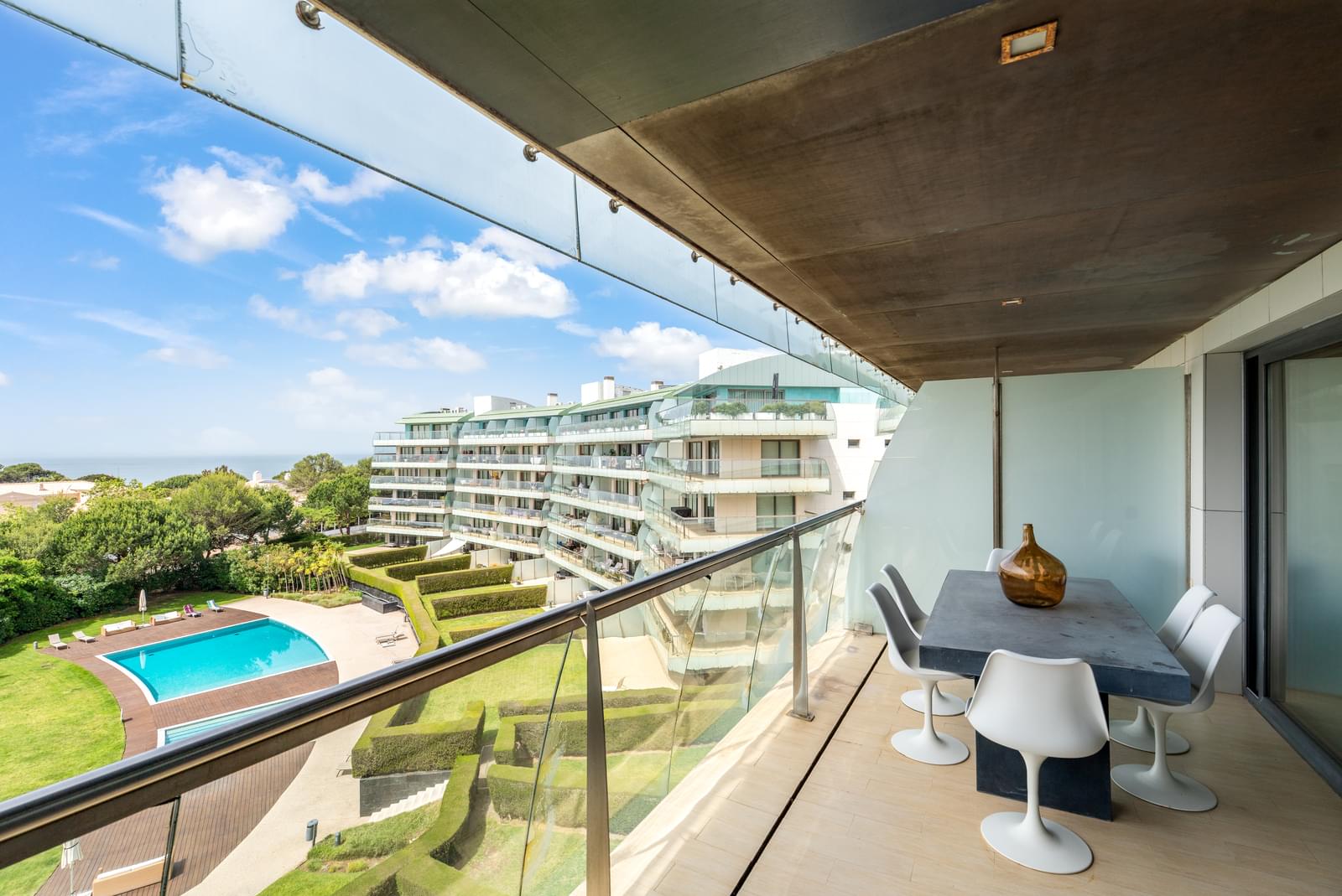 2 Bedroom Apartment with swimming pool, Gandarinha, Cascais