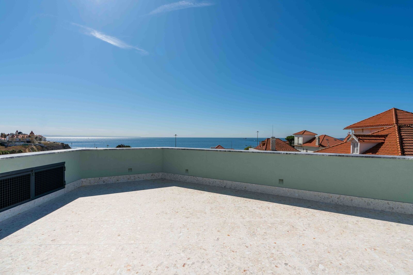 4 Bedroom House with garden, Estoril, Cascais