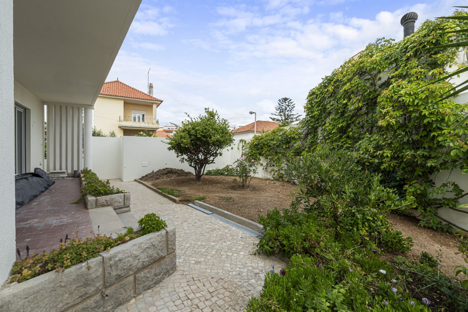 4 Bedroom Detached house with garden, Centro Parede, Cascais