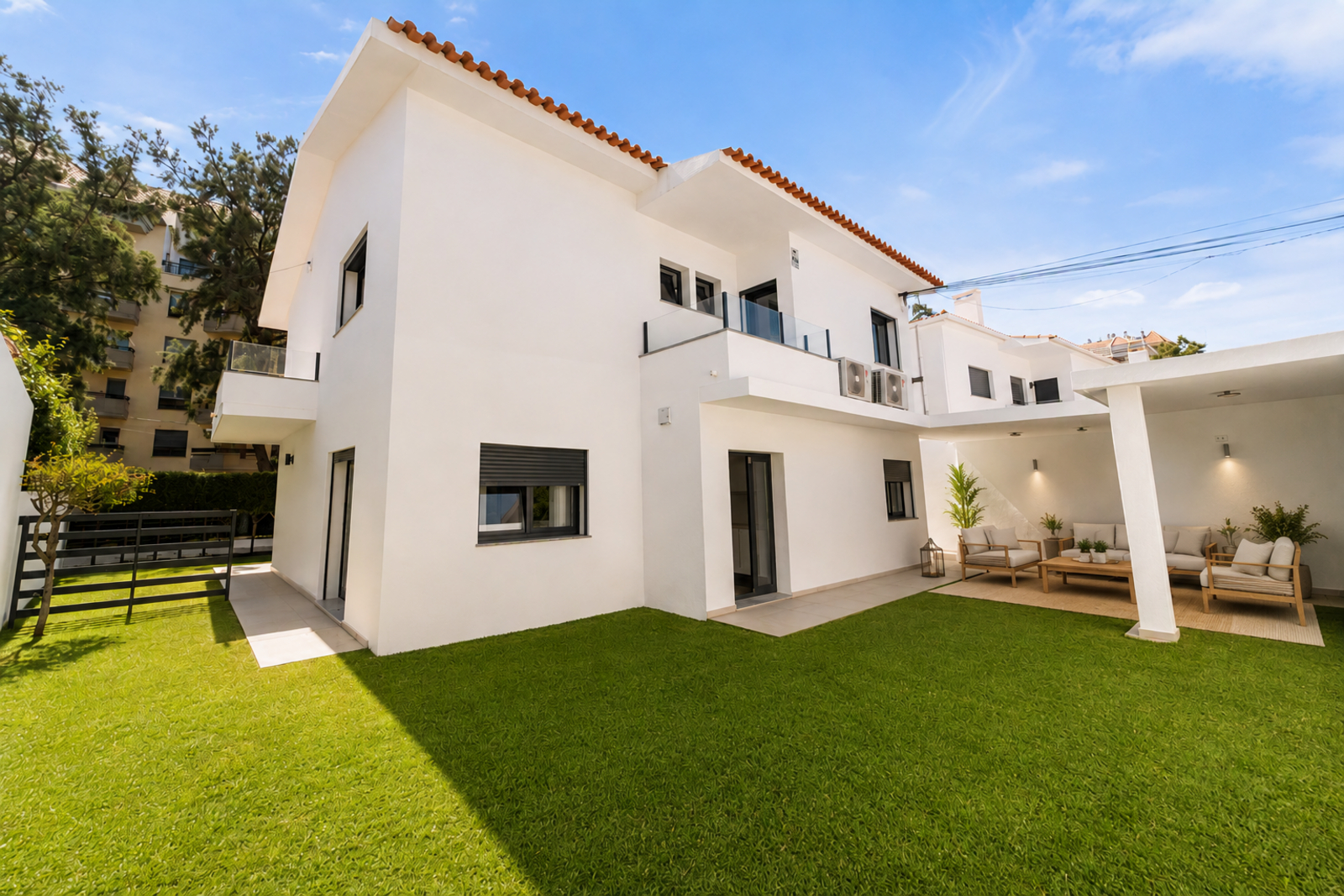4 Bedroom House with garden, Gandarinha, Cascais